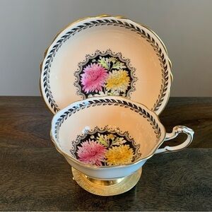 Paragon Teacup Saucer Chrysanthemum Flower Double Warrant England Vintage